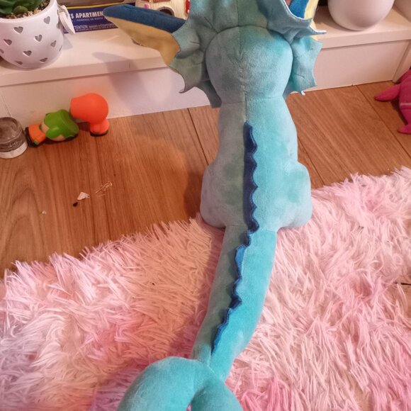 Pokemon Vaporeon Plushie - Picture 3 of 4
